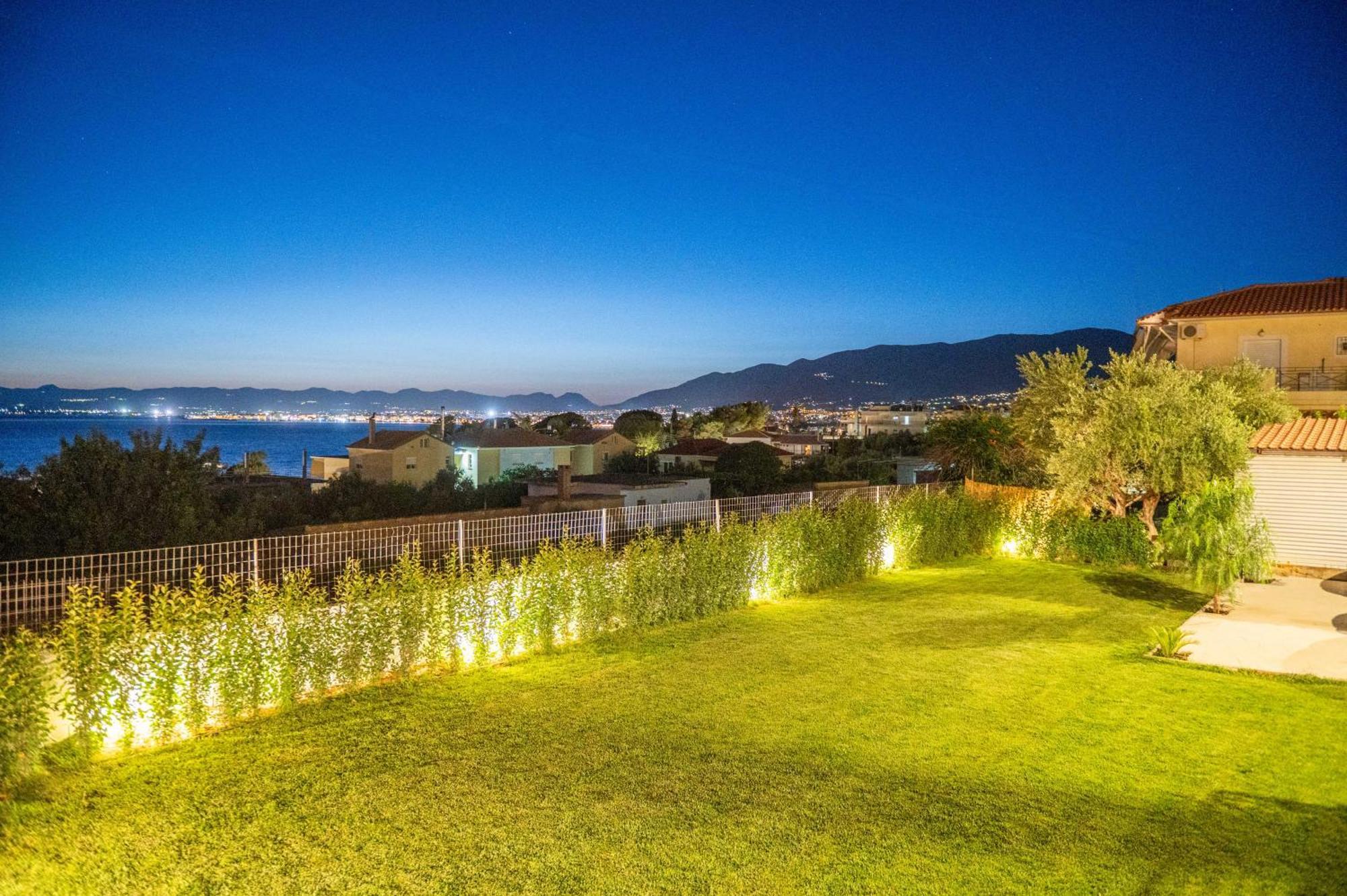 Thea Seaview Luxury Living Villa Kalamata Exterior photo