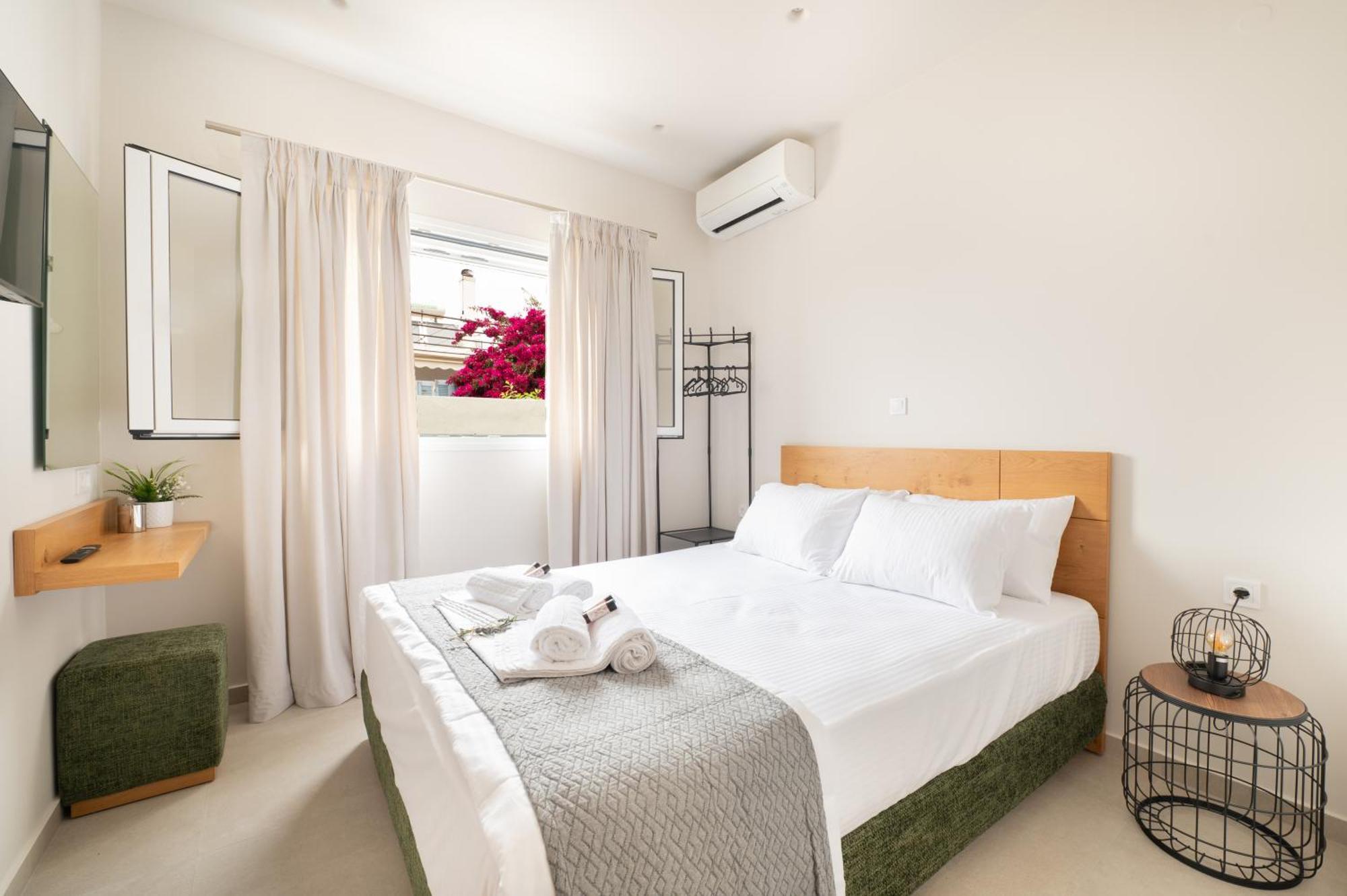 Thea Seaview Luxury Living Villa Kalamata Exterior photo