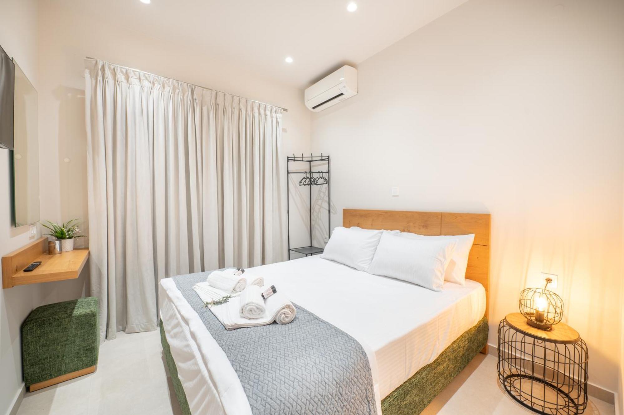 Thea Seaview Luxury Living Villa Kalamata Exterior photo