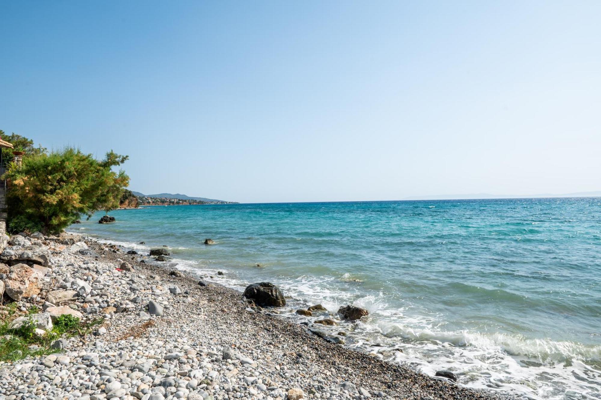 Thea Seaview Luxury Living Villa Kalamata Exterior photo